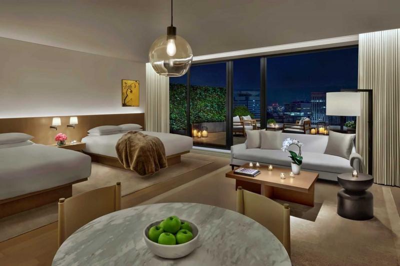 Loft Terrace Room 
