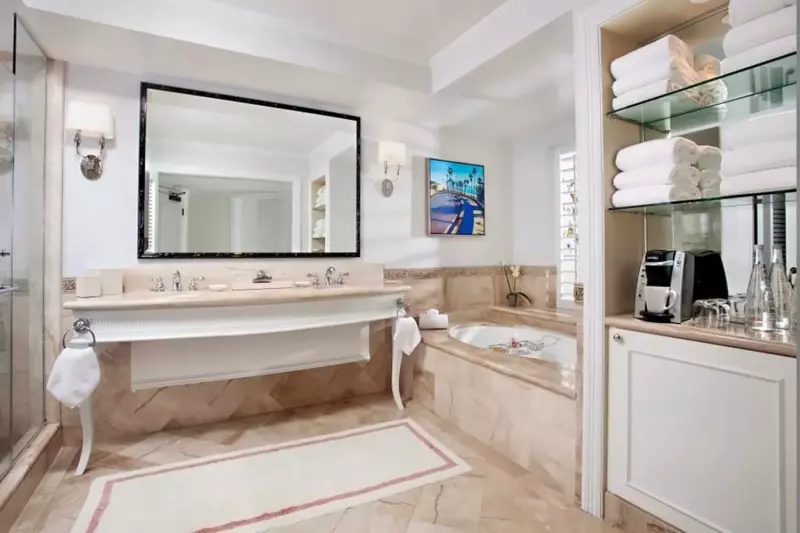 Resort View Signature Suite 
