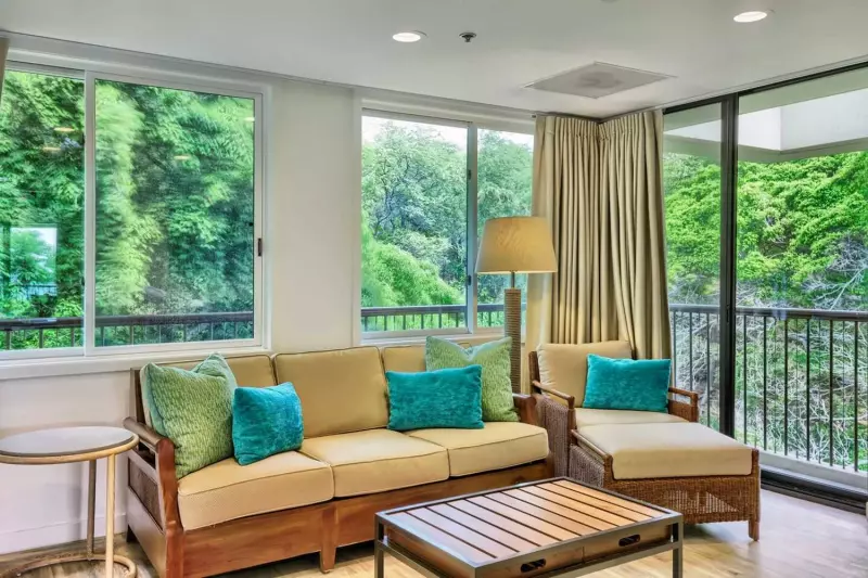2 Bedroom Beachfront Corner Balcony Suite