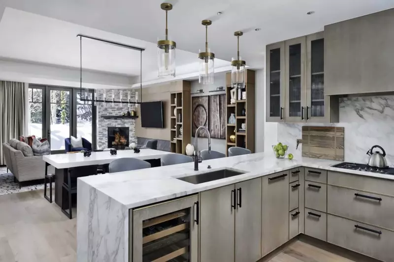 4 Bedroom Whiskey Jack Residence