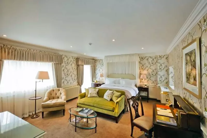 Luxury Room