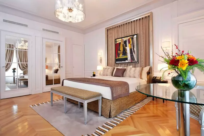 Grand Deluxe Room