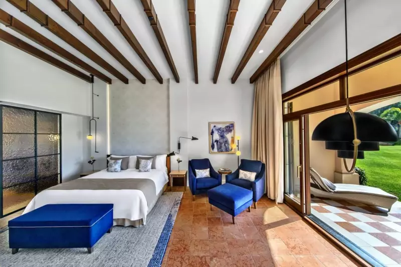 Deluxe Garden Access Room