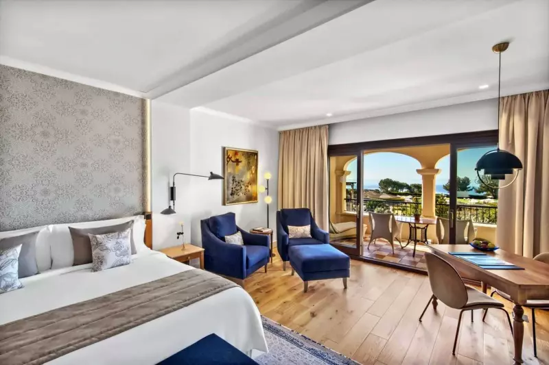 Grand Junior Resort View Suite