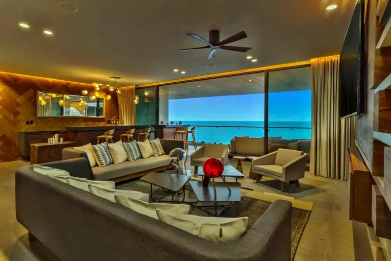 4 Bedroom Villa Solaz Suite