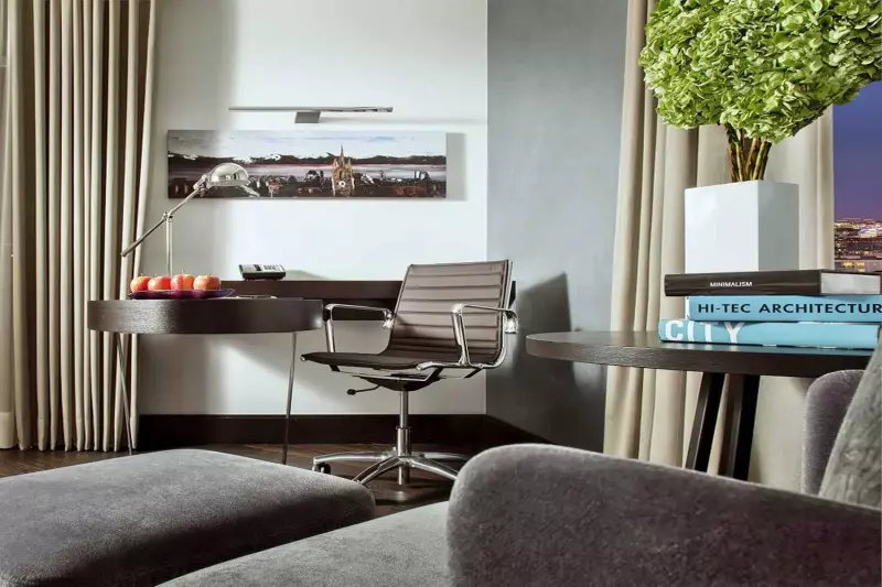 Executive Terrace Room