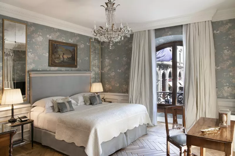 Helvetia Deluxe Room