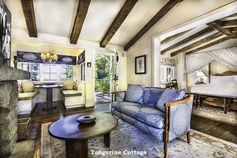 Tangerine Cottage 