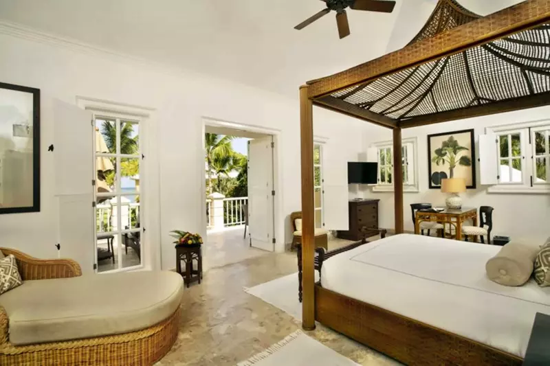 3 Bedroom Ocean View Villa 