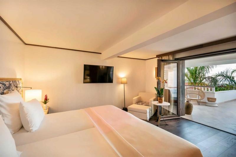 Prestige Sea View Terrace Room