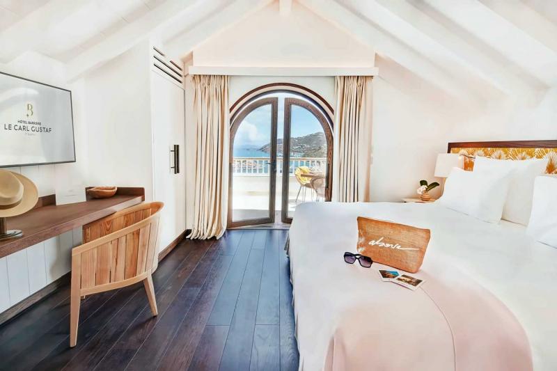 2 Bedroom Prestige Sea View Bungalow Suite