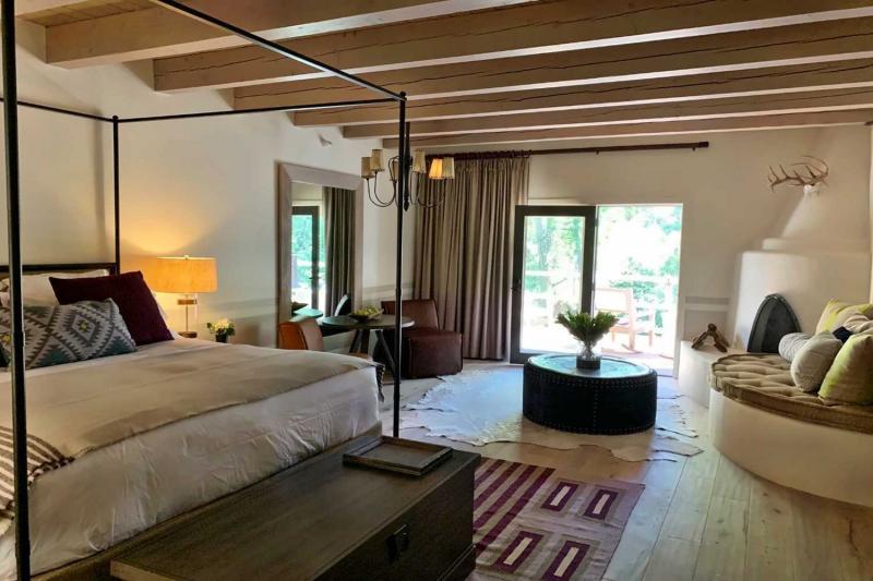 Chapel House Suite