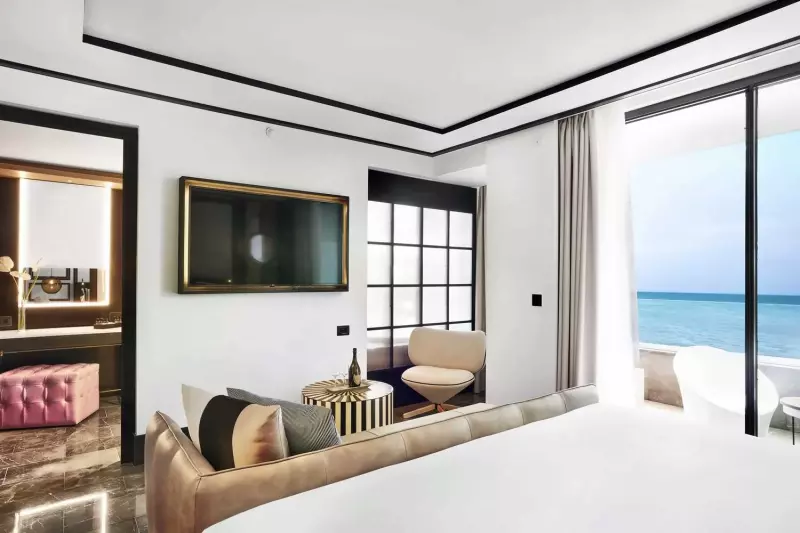 Sea View Studio Suite