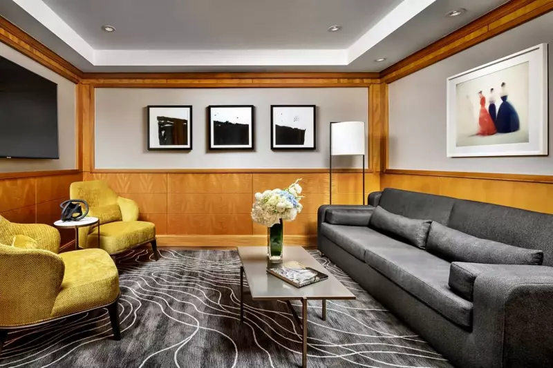 Wellington Club Suite