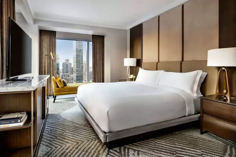 City View Corner Suite