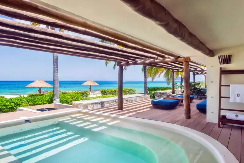 Beach Access Reef Suite