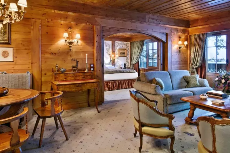 2 Bedroom Ski Run Side Suite