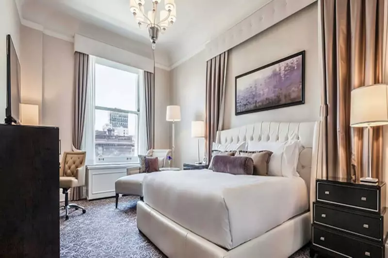 Cambridge Suite 