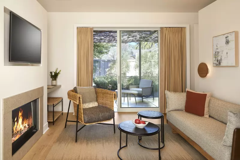 2 Bedroom Estate Suite