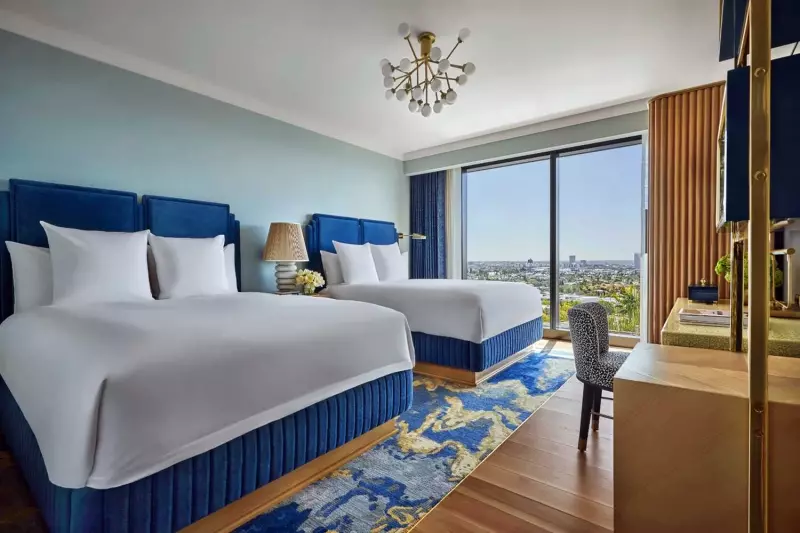 Deluxe Skyline Room