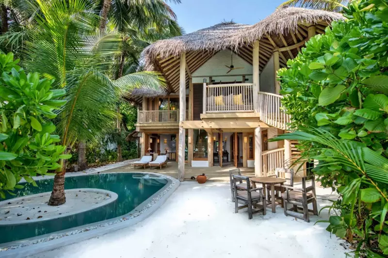 2 Bedroom Crusoe Pool Residence