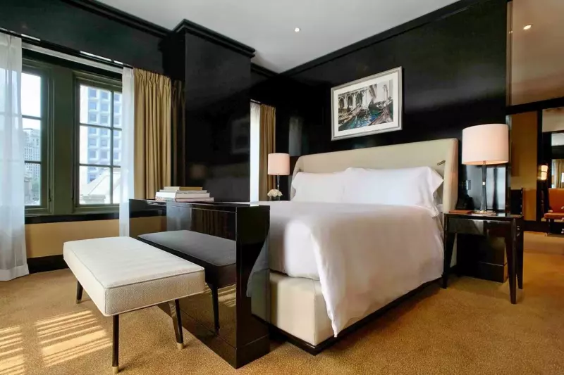 The Clinton Corner Suite 
