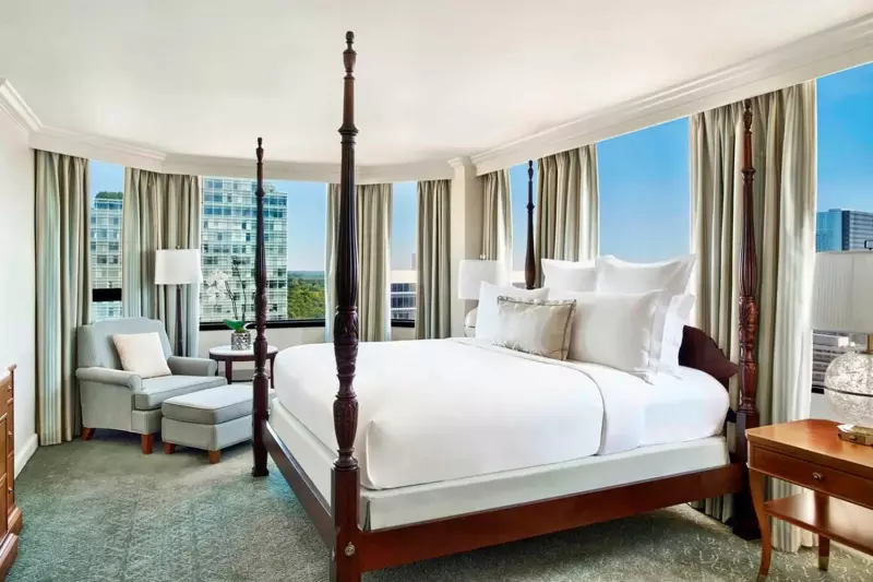 Whitley Corner Suite
