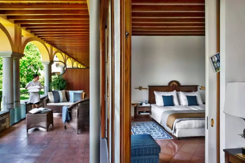 Retreat Loggia Master Suite 