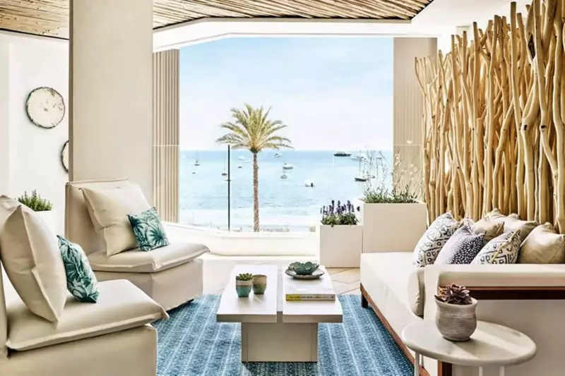 Deluxe Sea View Room