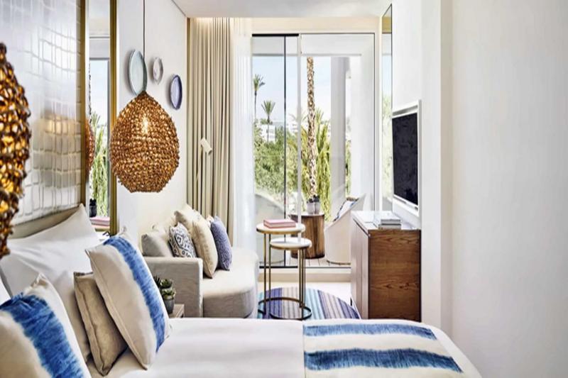 Junior Garden View Suite