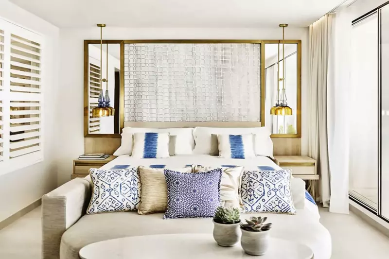 Junior Panoramic Sea View Suite