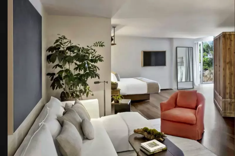 Connecting Studio & Loft Suite