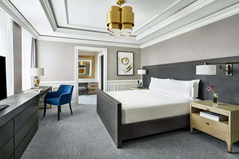 Ritz Carlton Suite