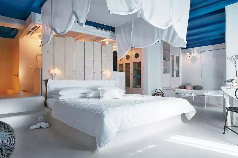 Cobalt Blu Waterfront Villa