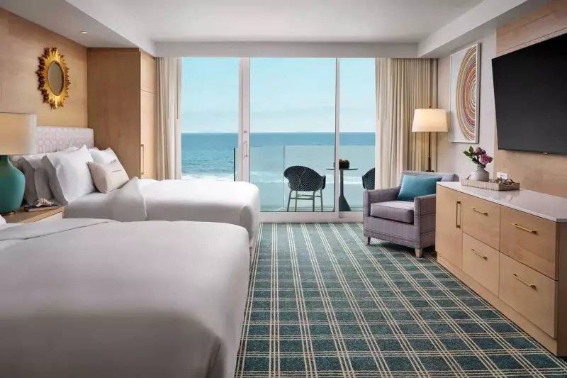 Views Oceanfront Room