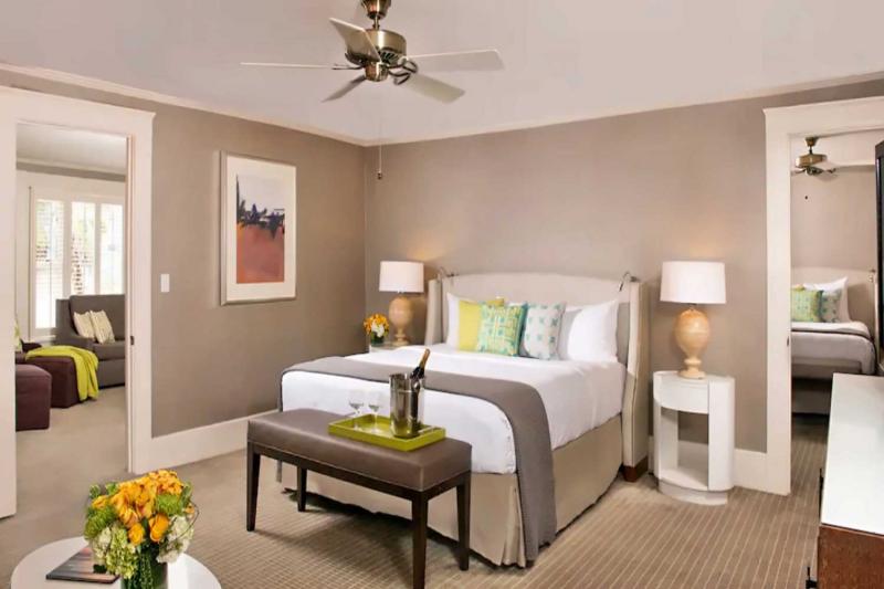 2 Bedroom Victorian Crown Suite