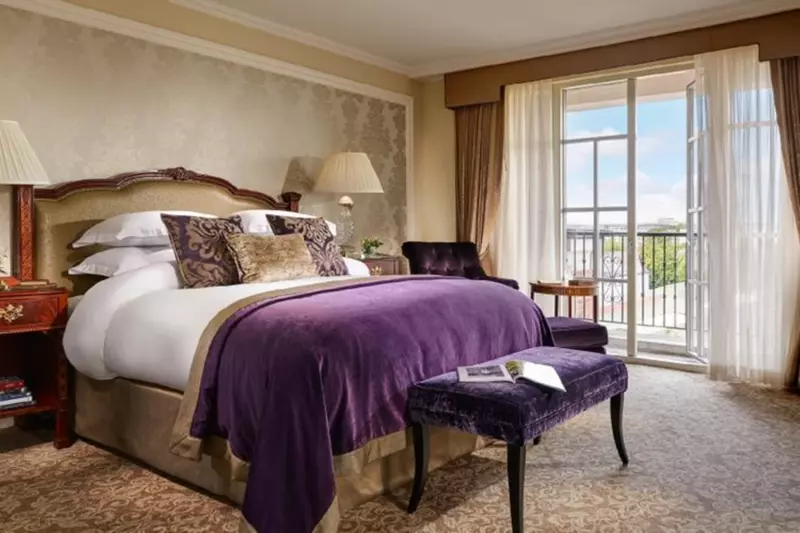 Lady Gregory Signature Suite