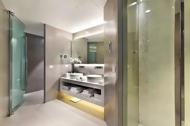 Plunge Pool VIP Suite