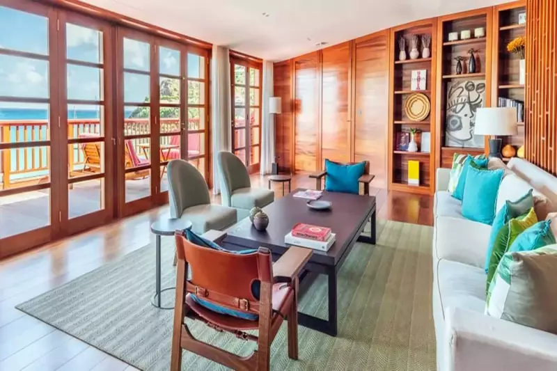 Howard Hughes Suite