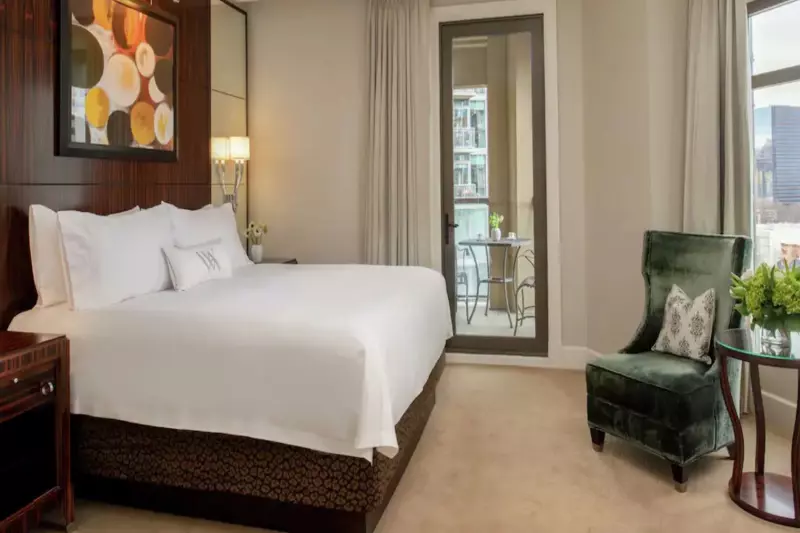 Junior Balcony Suite