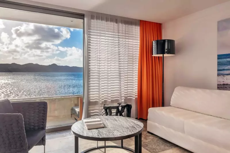 Ocean Panoramic Junior Suite