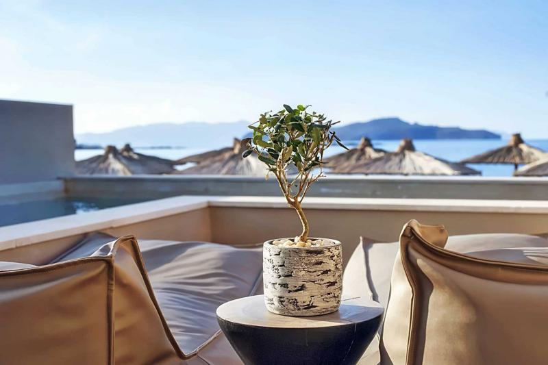 Pure Haven Sea Front Pool Suite
