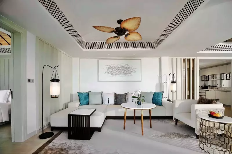 2 Bedroom Ocean Pool Suite