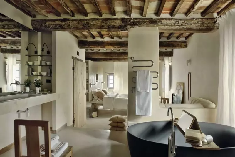 Tuscan View Suite