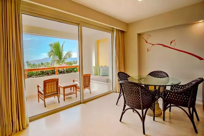 Parlor Suite Ocean View Plus