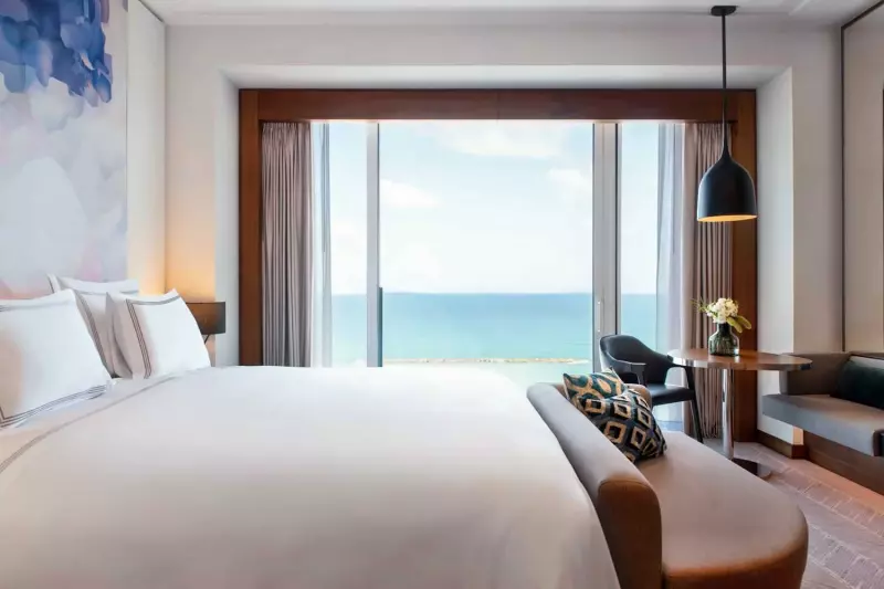 Deluxe Sea Front Room