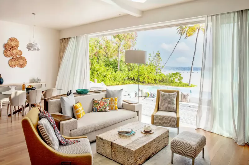 2 Bedroom Beach  Infinity Pool Residence