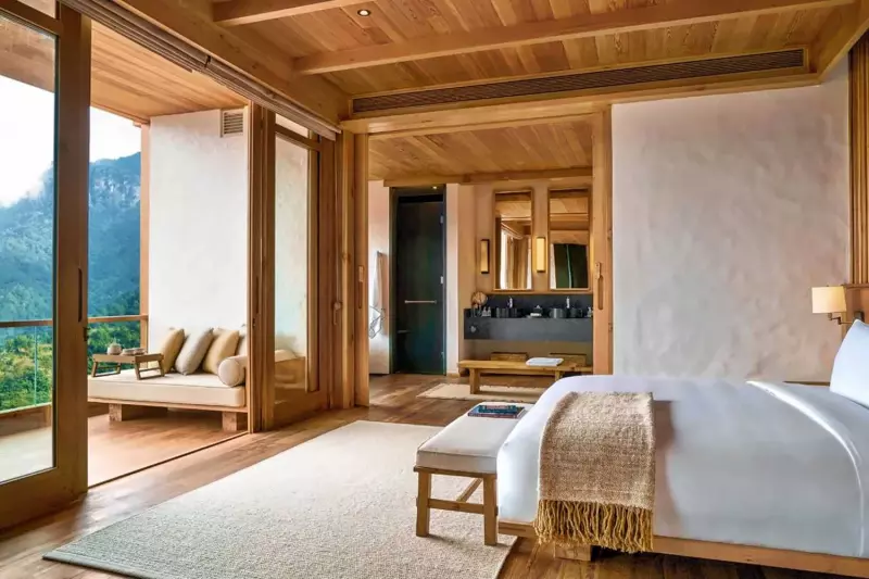 Lodge Suite