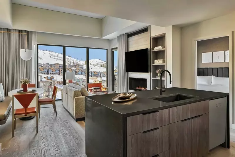2 Bedroom Peak View Residence