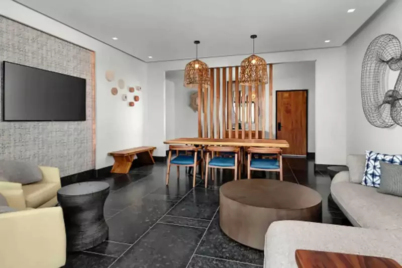 Ocean View Suite 